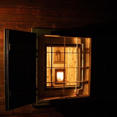 Gregor'S Ferienhaus Im Wald Edelschrott Екстер'єр фото